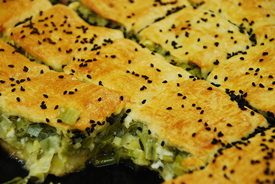 Kolay Pırasa Böreği Tarifi ve Malzemeleri